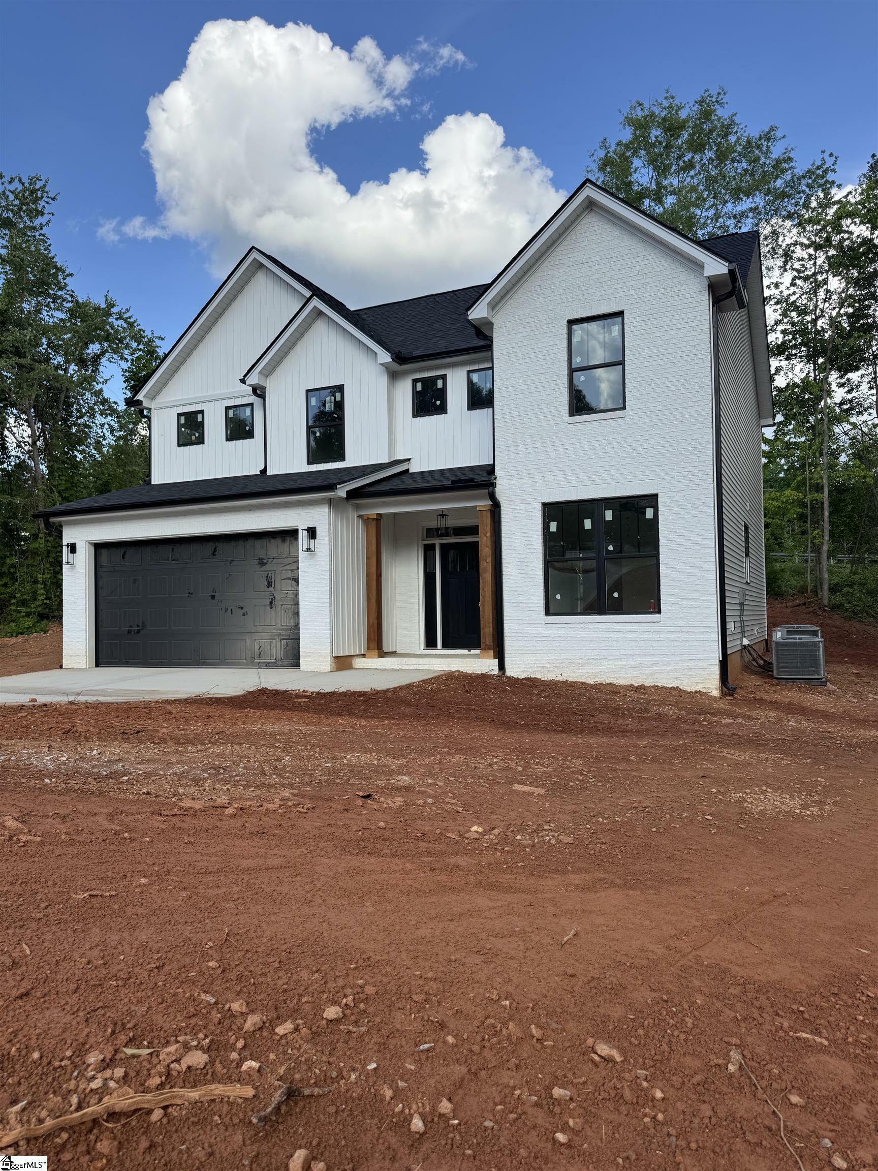 Property Photo: 6 Eastwood Court SC 29687