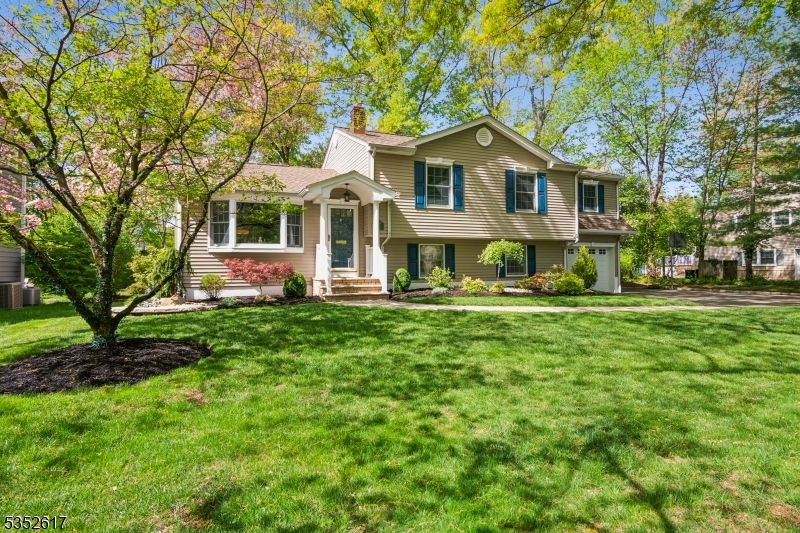 Property Photo: 47 Dogwood Ln NJ 07974