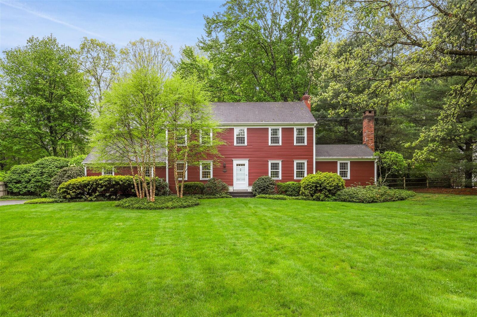 Property Photo:  15 Cartway Lane E  NY 10506