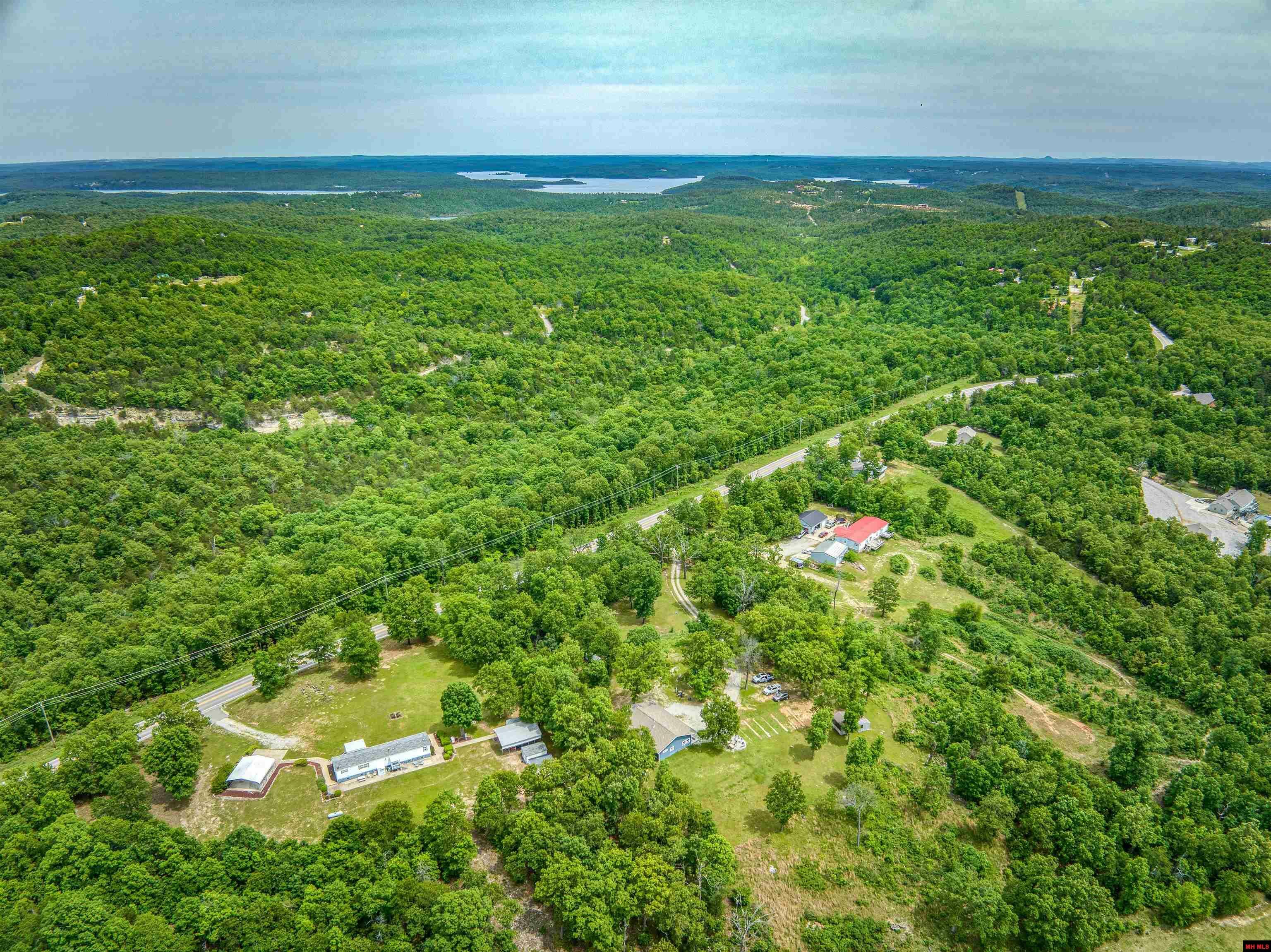 Property Photo: 6913 Hwy 5 South AR 72653