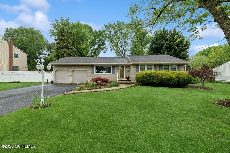 10 Crescent Road  Holmdel NJ 07733 photo