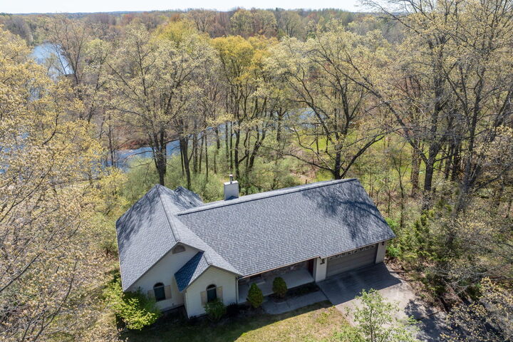 Property Photo:  11021 Heather Lane  MI 49346 
