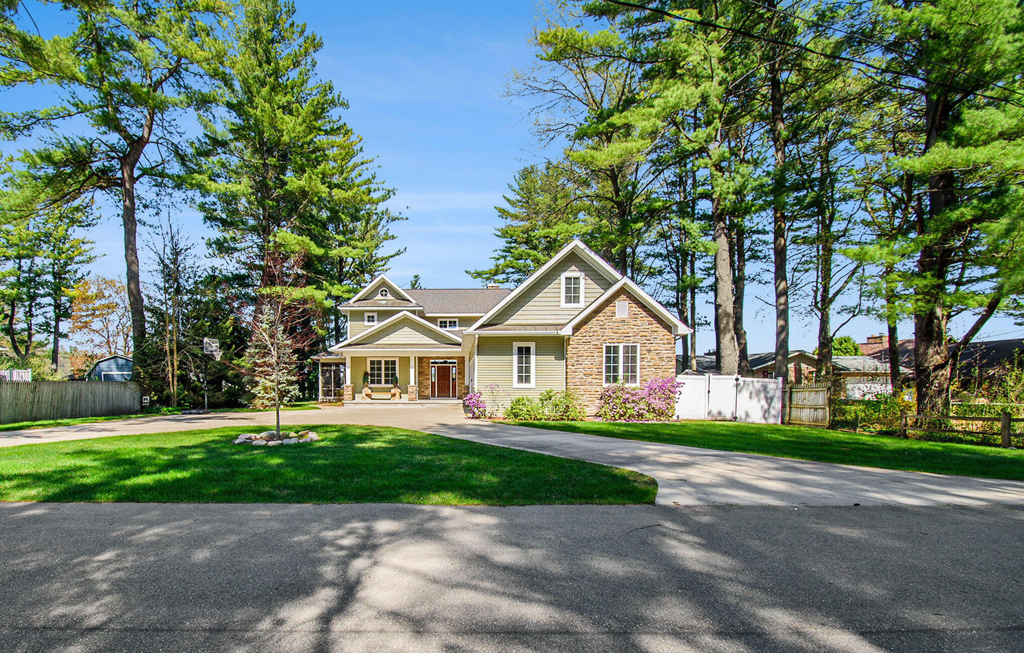 Property Photo: 2910 N Wilson Drive MI 48657
