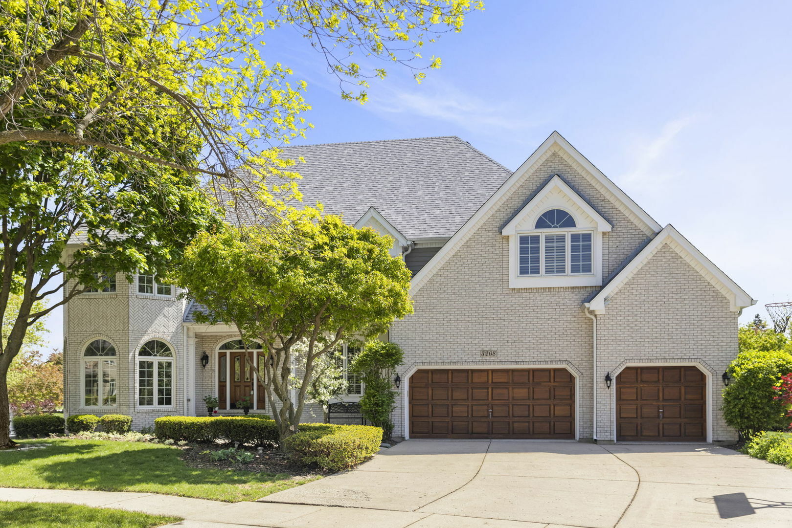 3208 Plantation Court  Naperville IL 60564 photo
