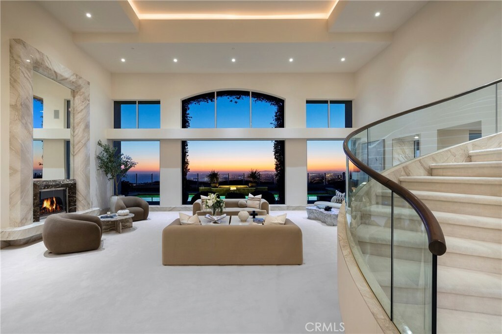 Property Photo: 3 Seashell CA 92657