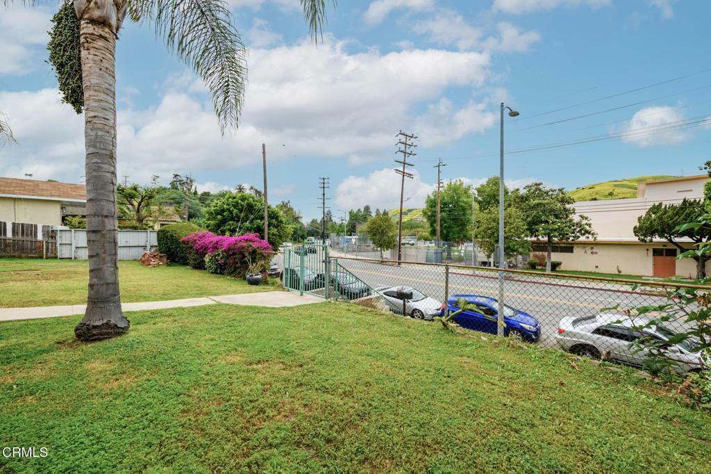 Property Photo: 2728 N Eastern Avenue CA 90032