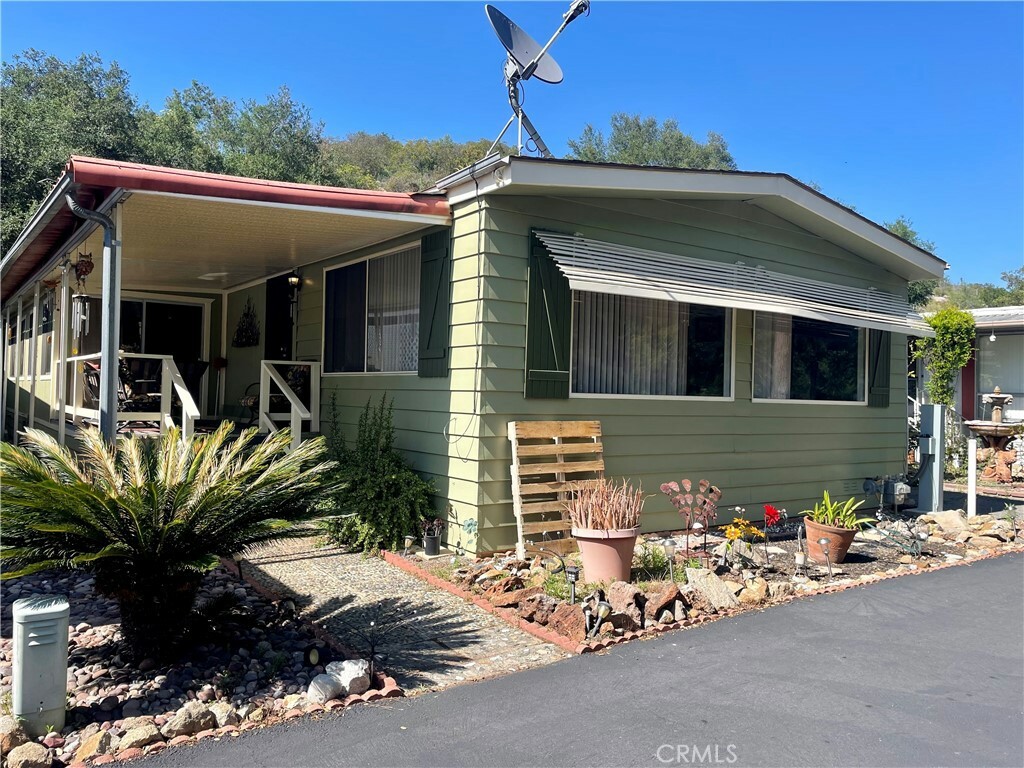 Property Photo: 4747 Oak Crest Road 102 CA 92028