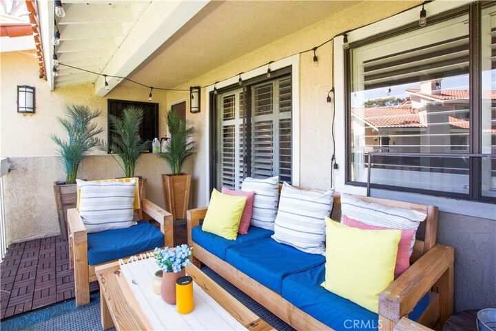 Property Photo:  7445 Seastar Drive 6  CA 92648