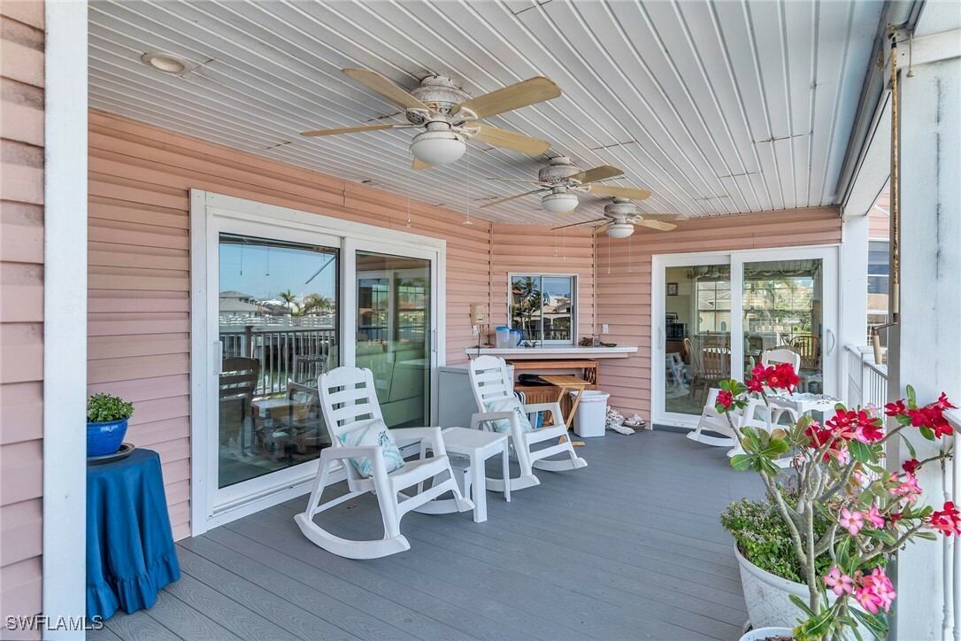 Property Photo: 1200 Butterfly Court FL 34145