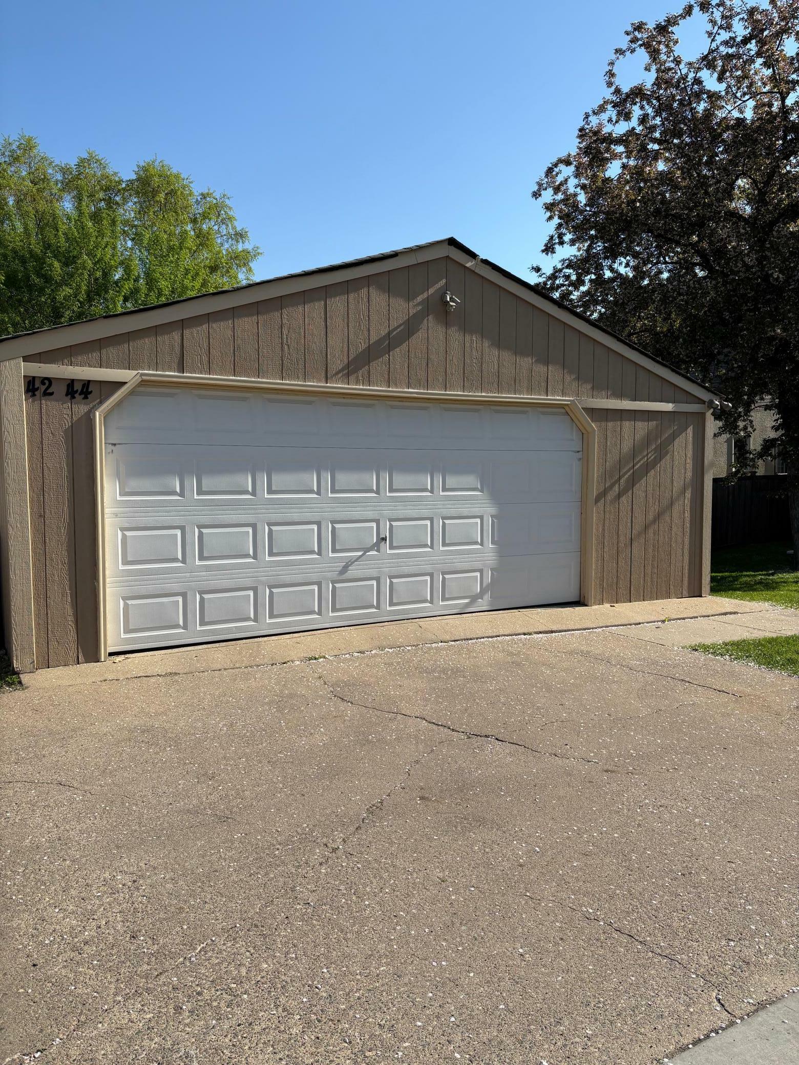 Property Photo: 4244 Oakland Avenue MN 55407