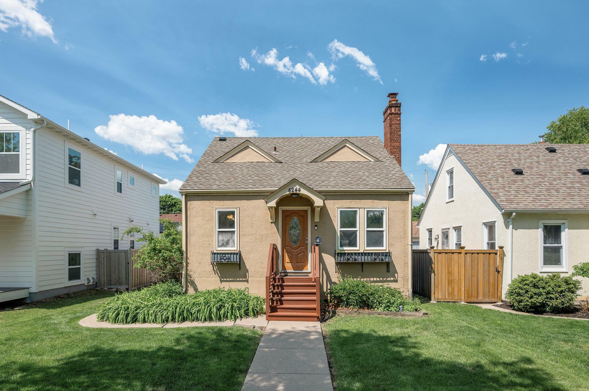 Property Photo: 4244 Oakland Avenue MN 55407
