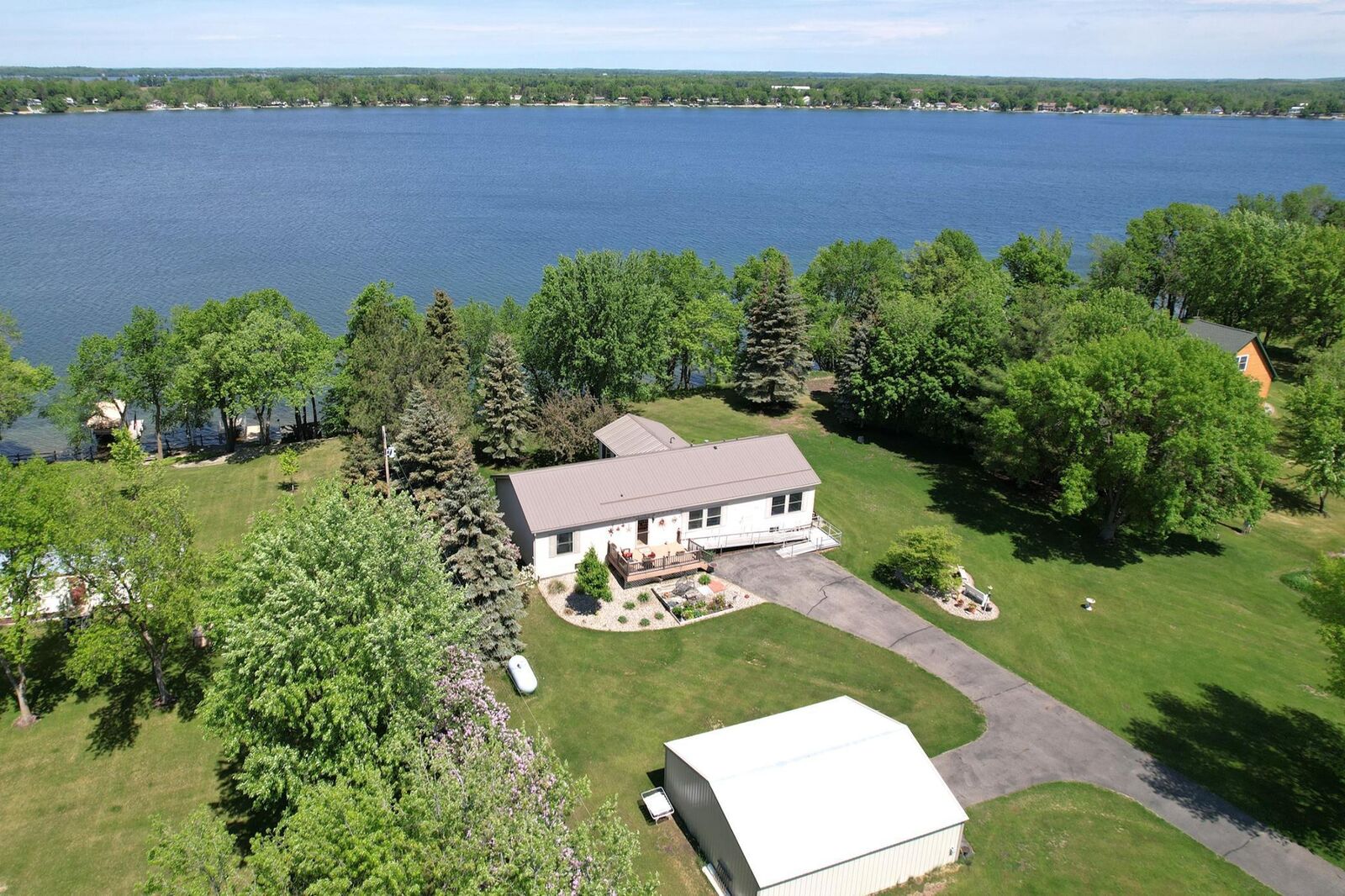Property Photo:  33397 Pickerel View Drive  MN 56576 
