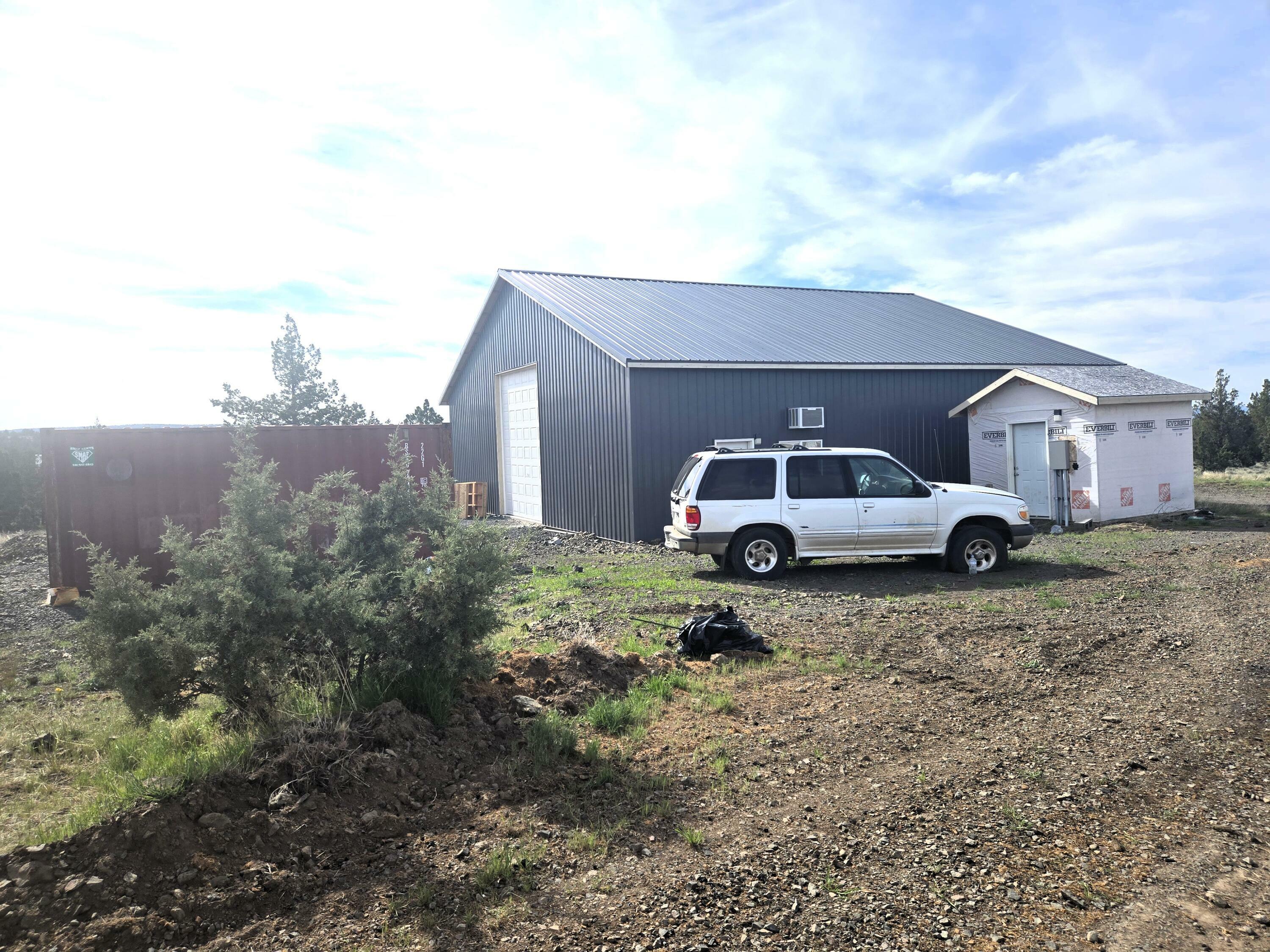 Property Photo: 6318 SE Goble Drive OR 97754