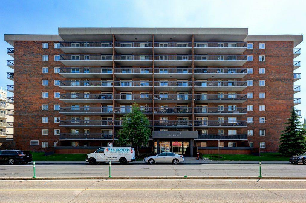 Property Photo: 1335 12 Avenue SW 211 AB T3C 3P7
