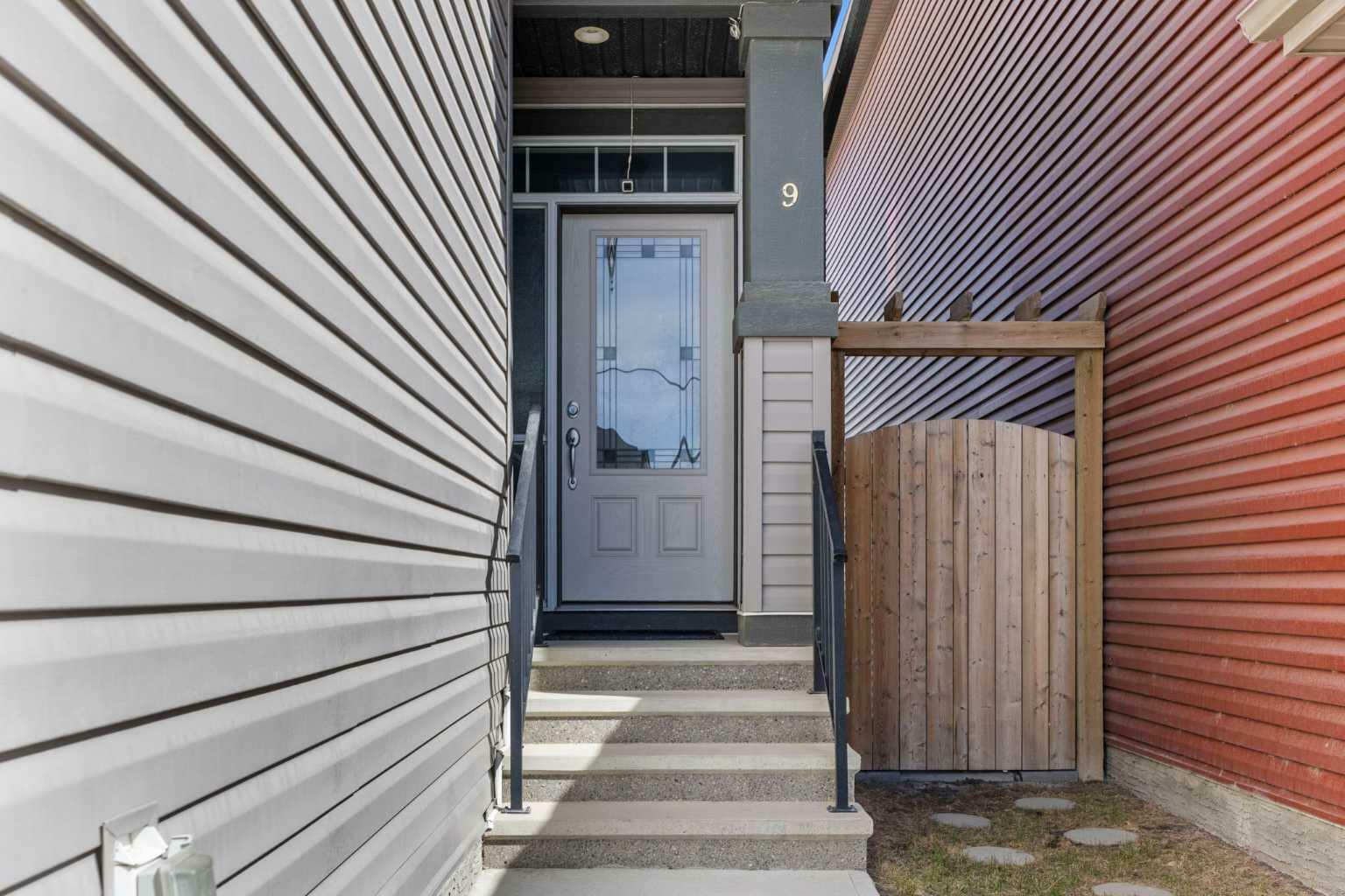 Property Photo: 9 Sage Bluff Rise NW AB T3R 0X5