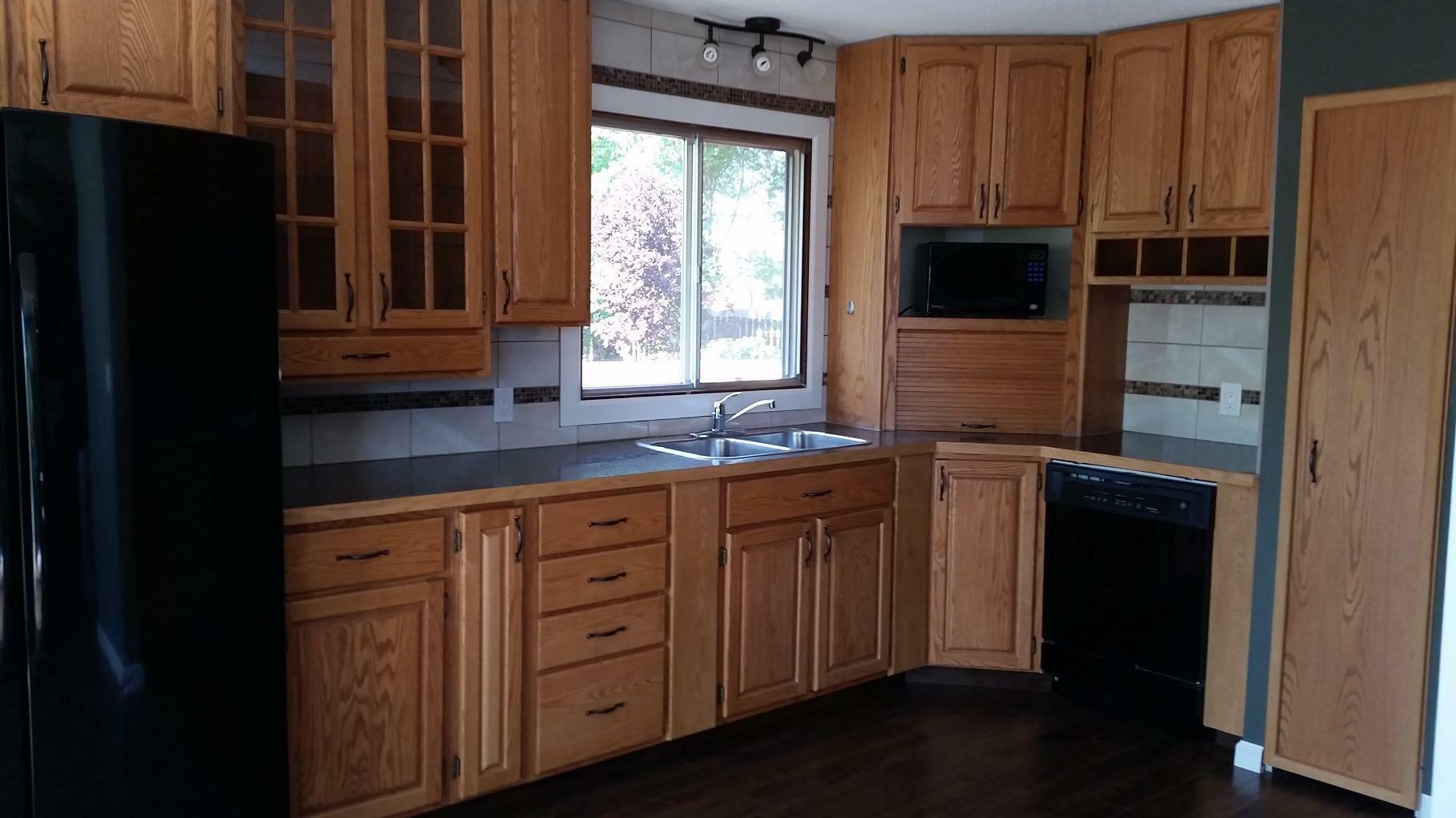 Property Photo:  6308 61 Avenue  AB T4N 5R8 