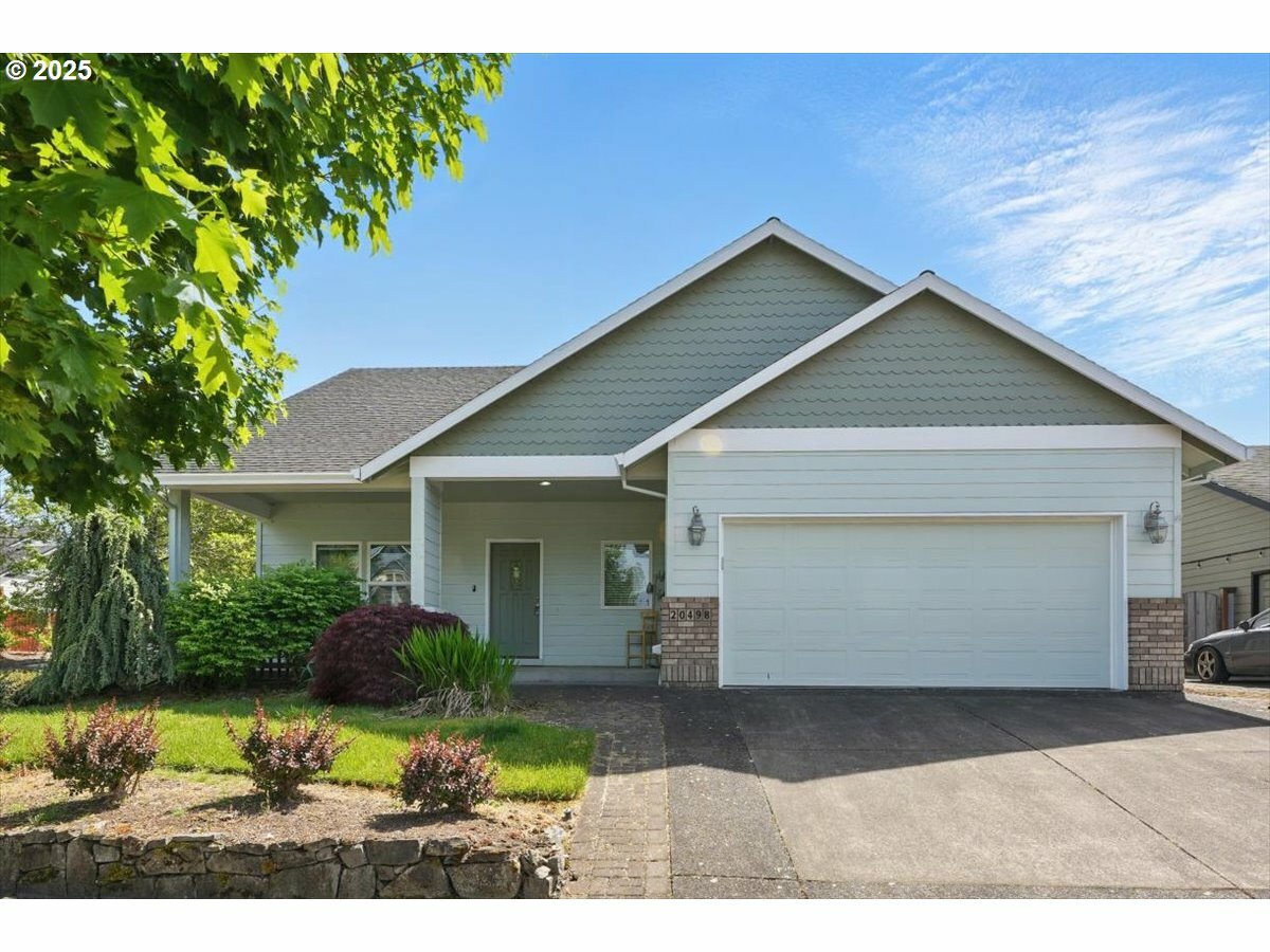 20498 NE Lakeside Dr  Fairview OR 97024 photo
