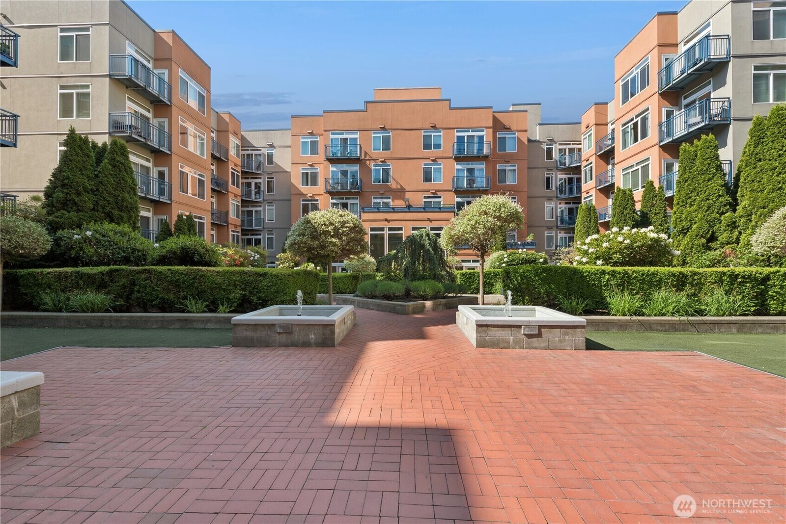 Property Photo:  2415  2nd Avenue 438  WA 98121 