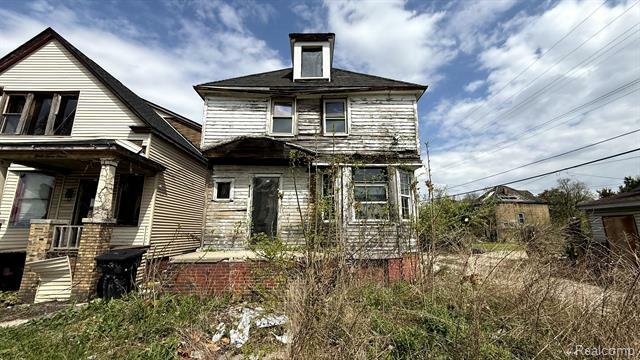 Property Photo: 3717 E Kirby Street MI 48211
