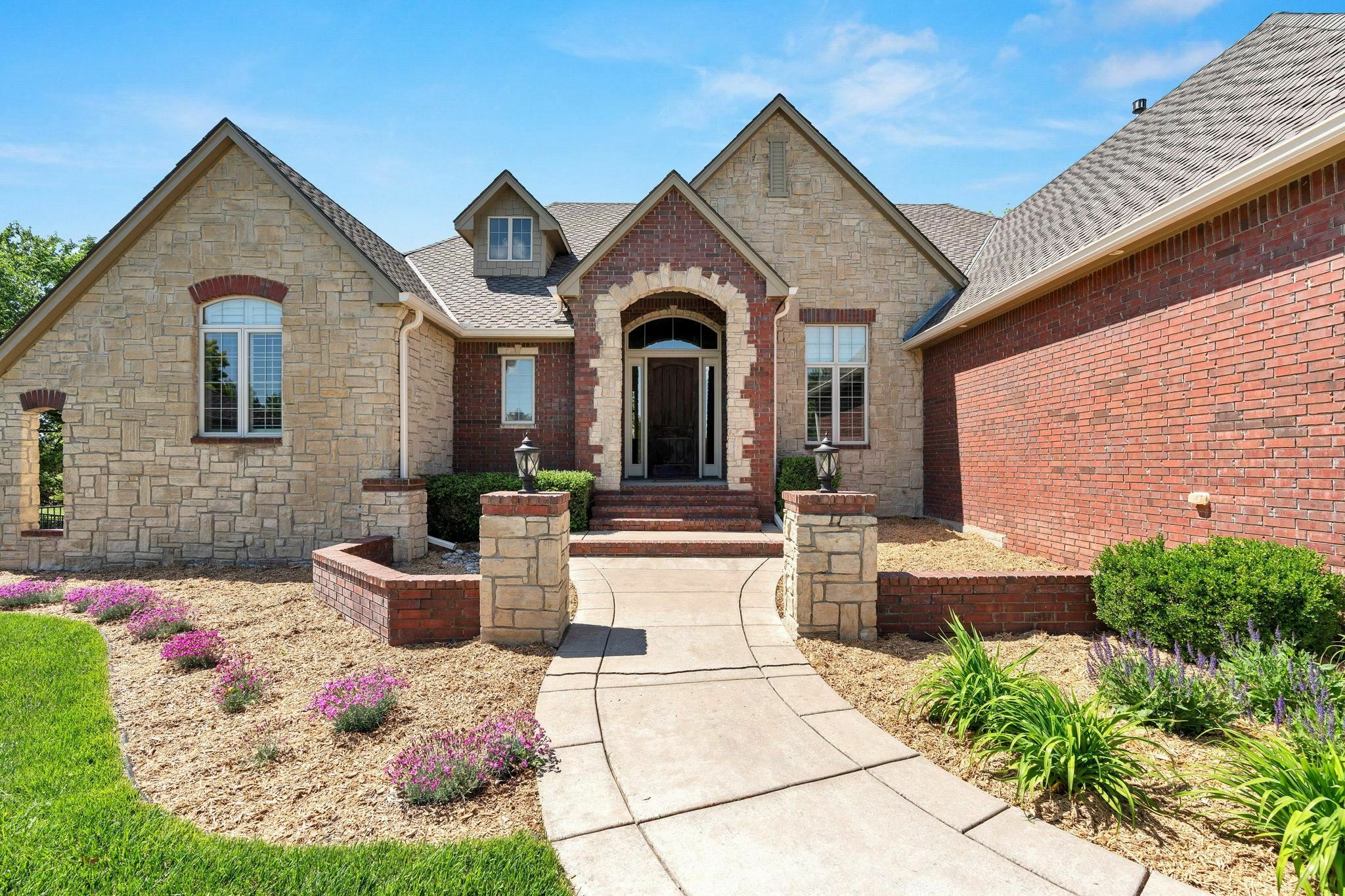 Property Photo: 131 N Belle Terre Ct KS 67230