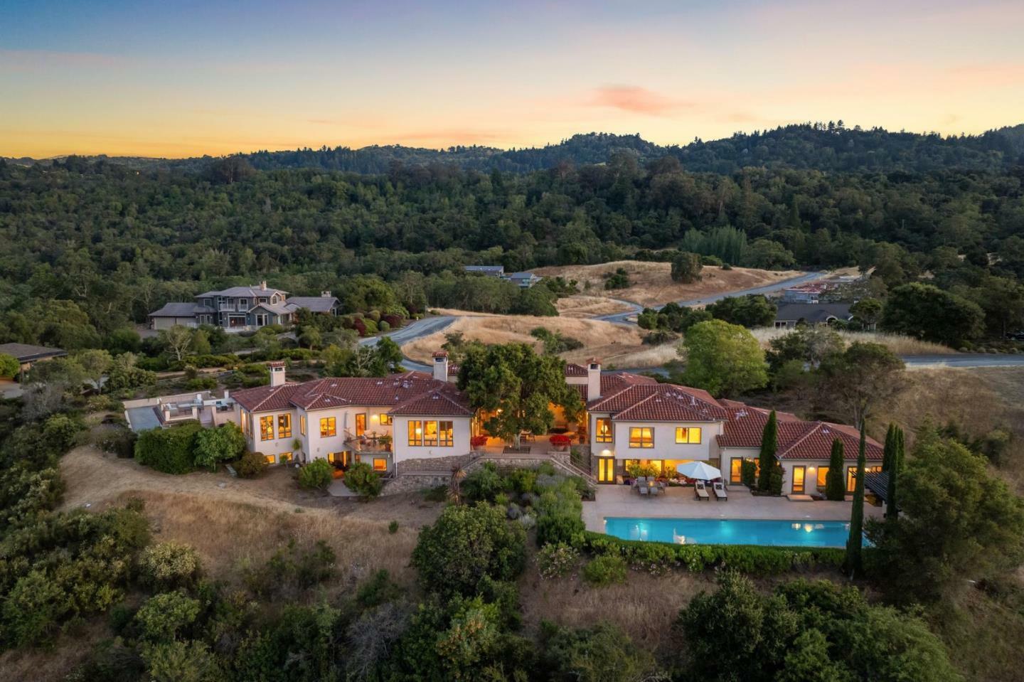 Property Photo: 7 Redberry Ridge CA 94028