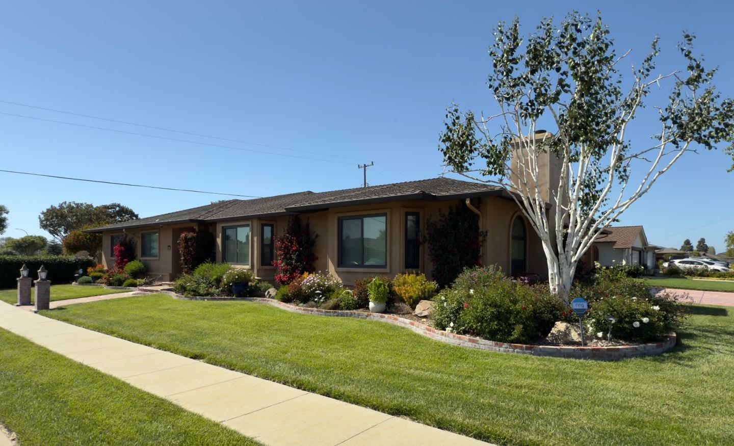 695 San Bruno Way  Salinas CA 93901 photo