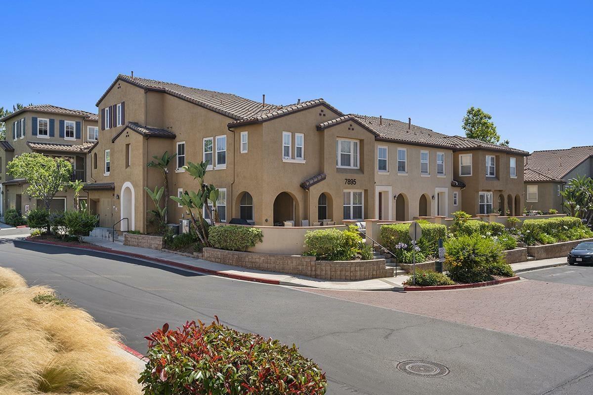 Property Photo: 7895 Via Montebello 2 CA 92129