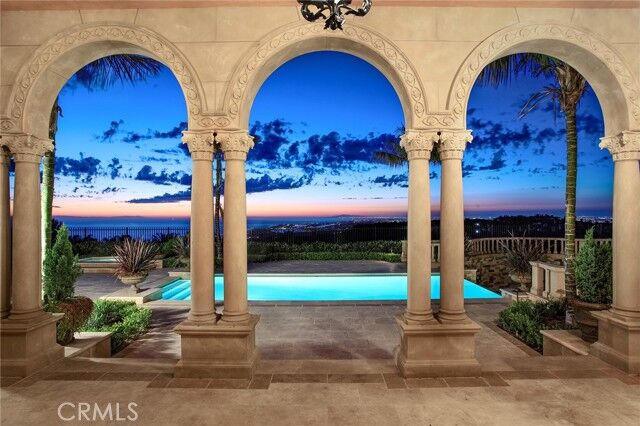 Property Photo:  12 Skyridge  CA 92657 