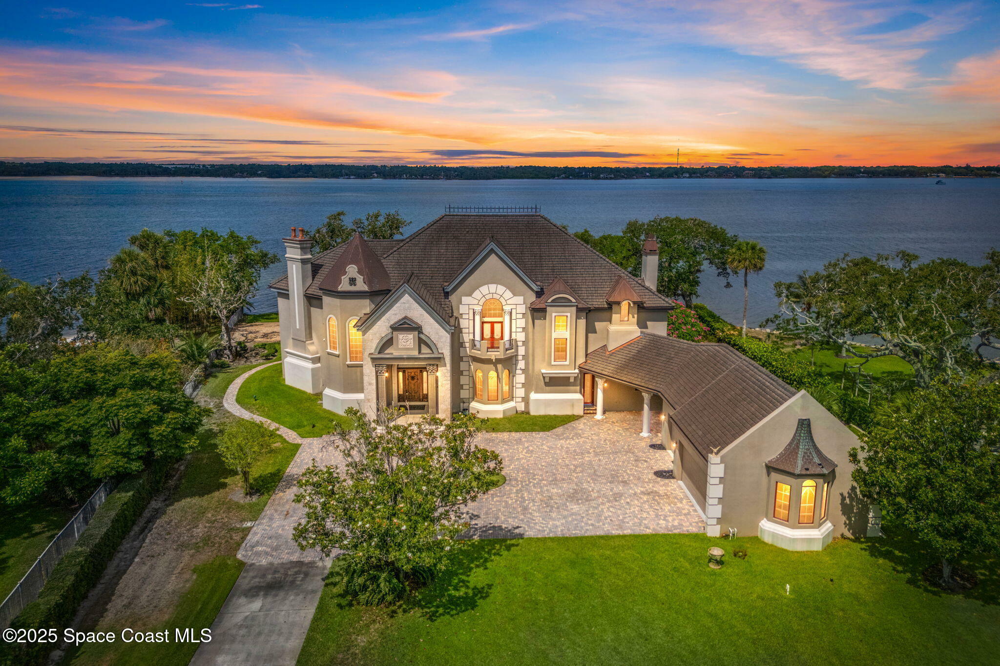 Property Photo: 245 Stewart Drive FL 32952