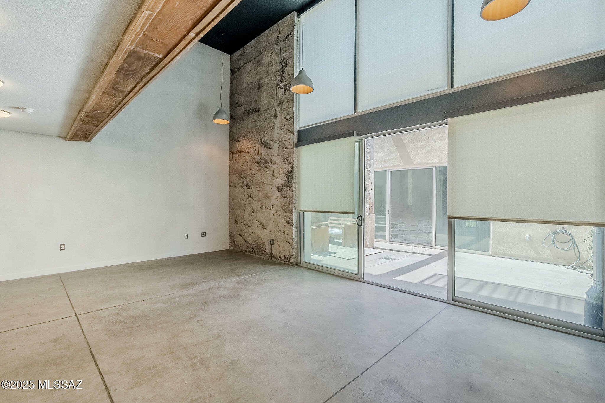 Property Photo: 1001 E 17th Street 111 AZ 85719