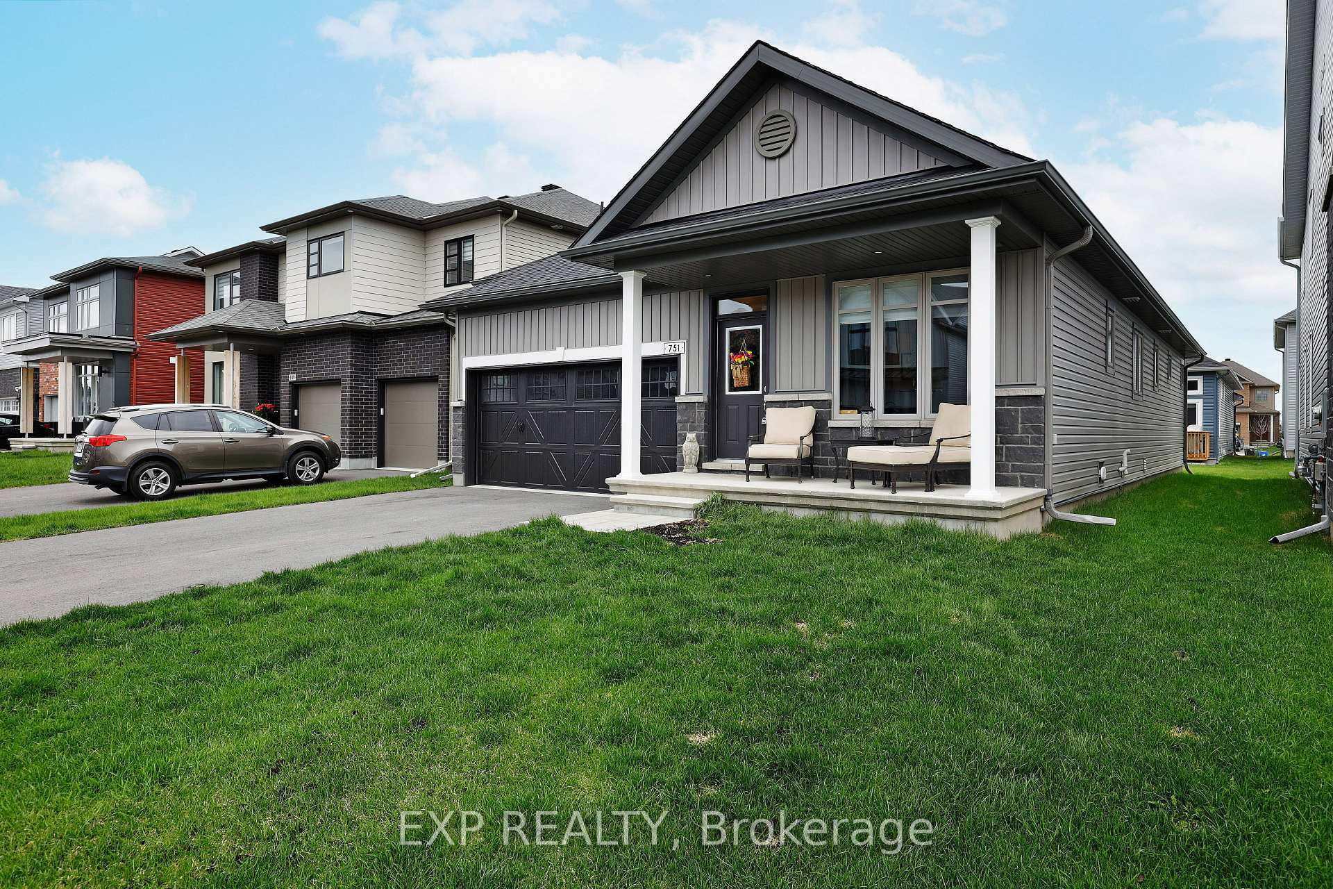 Property Photo: 751 Petanque Crescent S ON K4A 3R4