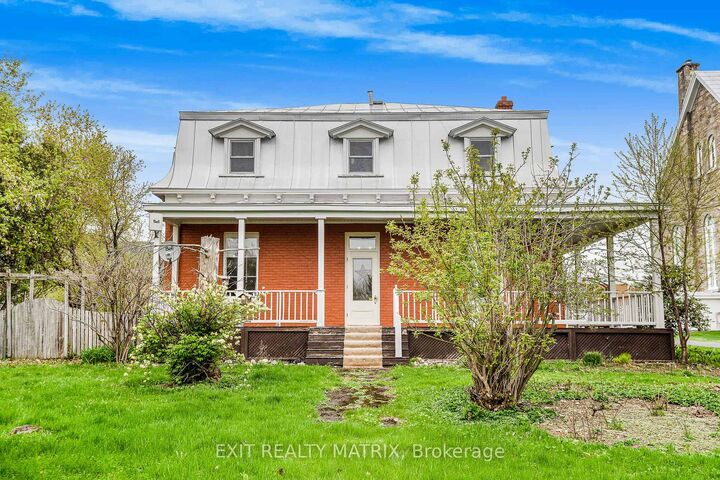 Property Photo: 729 County Rd 18 Road ON K0B 1M0