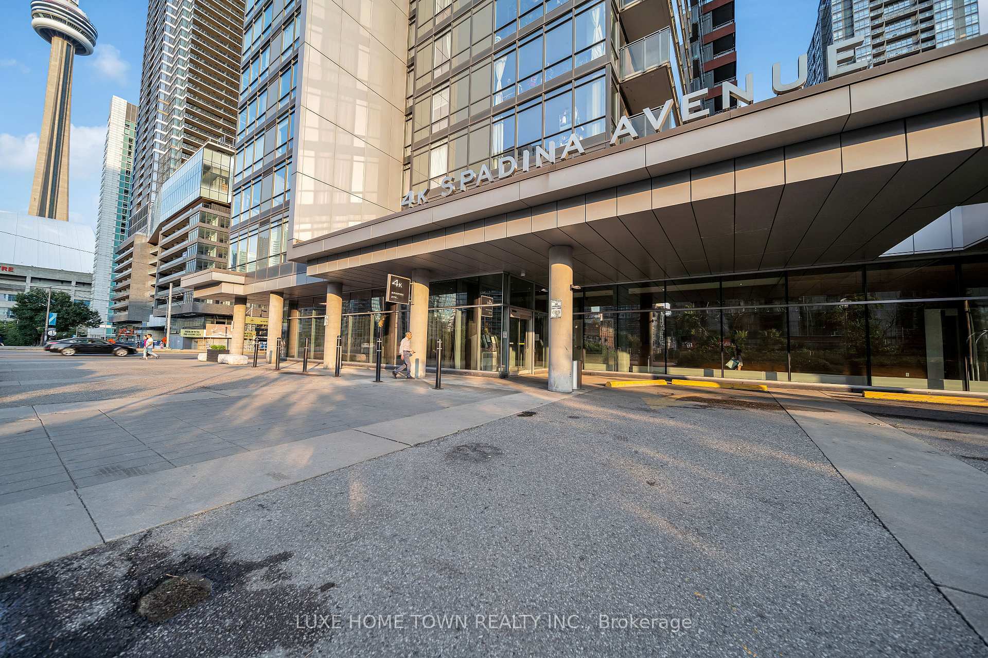 Property Photo: 4K Spadina Avenue 711 ON M5V 3Y9