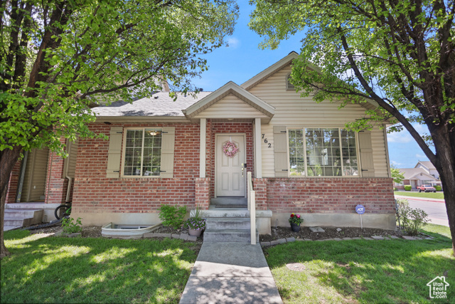 Property Photo: 762 E 80 S UT 84003