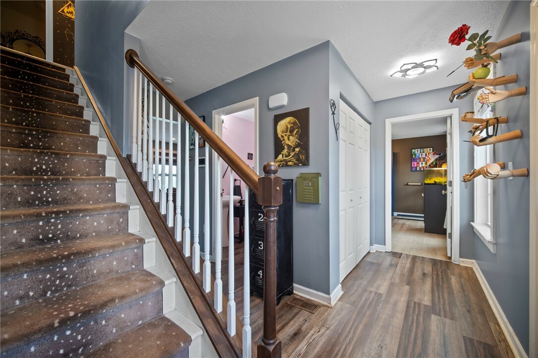 Property Photo: 1399 Lucia Dr PA 15317