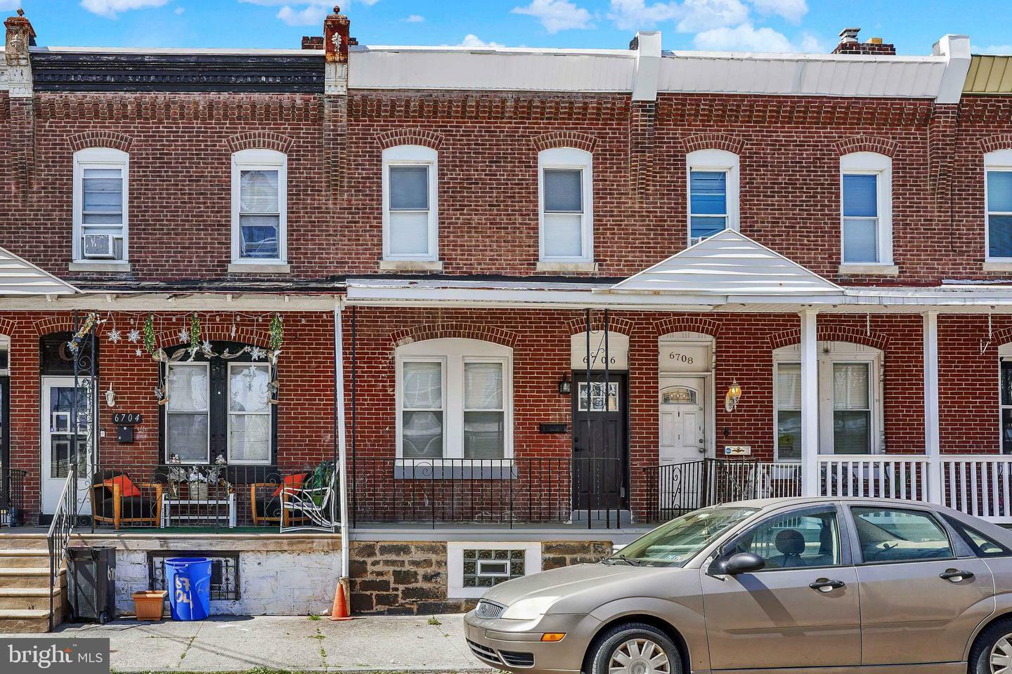 Property Photo: 6706 Marsden Street PA 19135