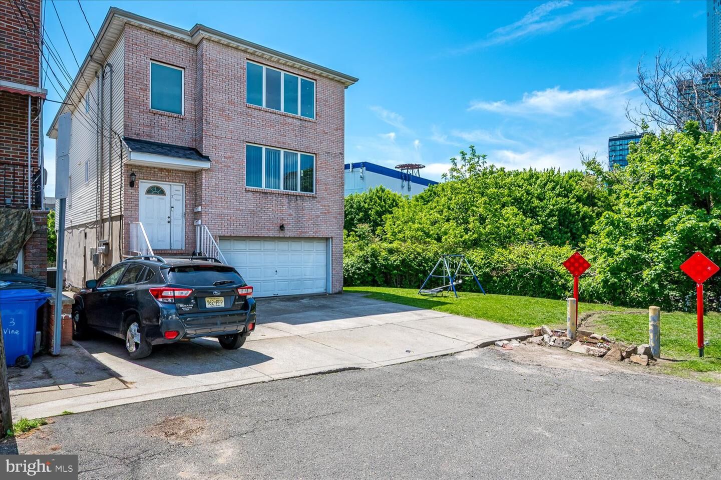 Property Photo:  7 Vine Street  NJ 07306 