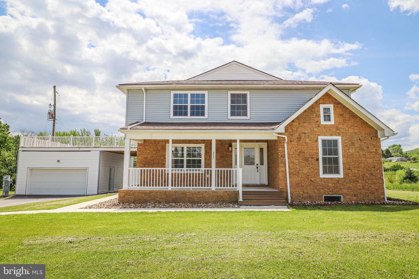 Property Photo: 1111 S Mountain Road PA 17019