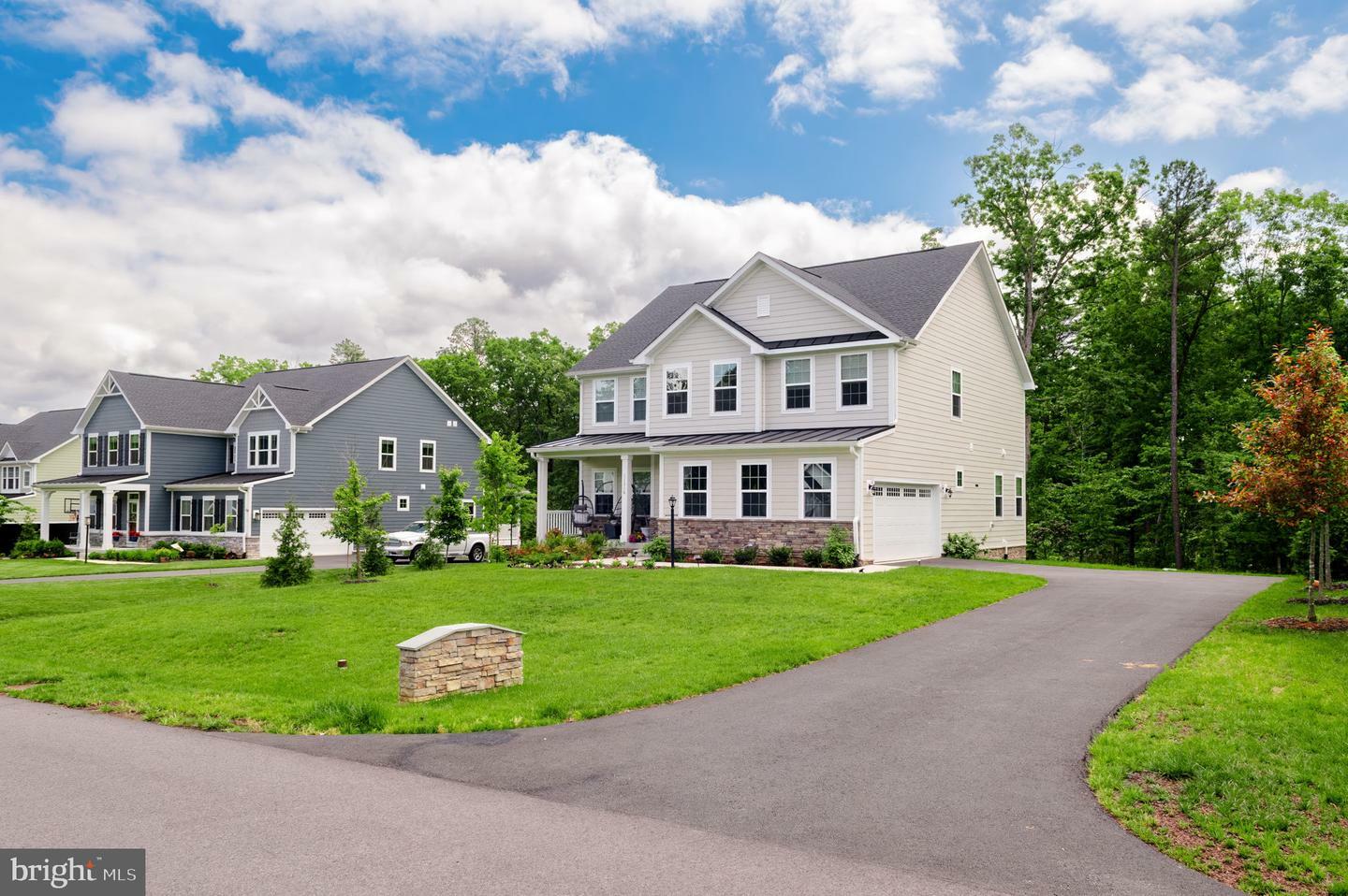 Property Photo: 11316 Oakville Lane VA 22551