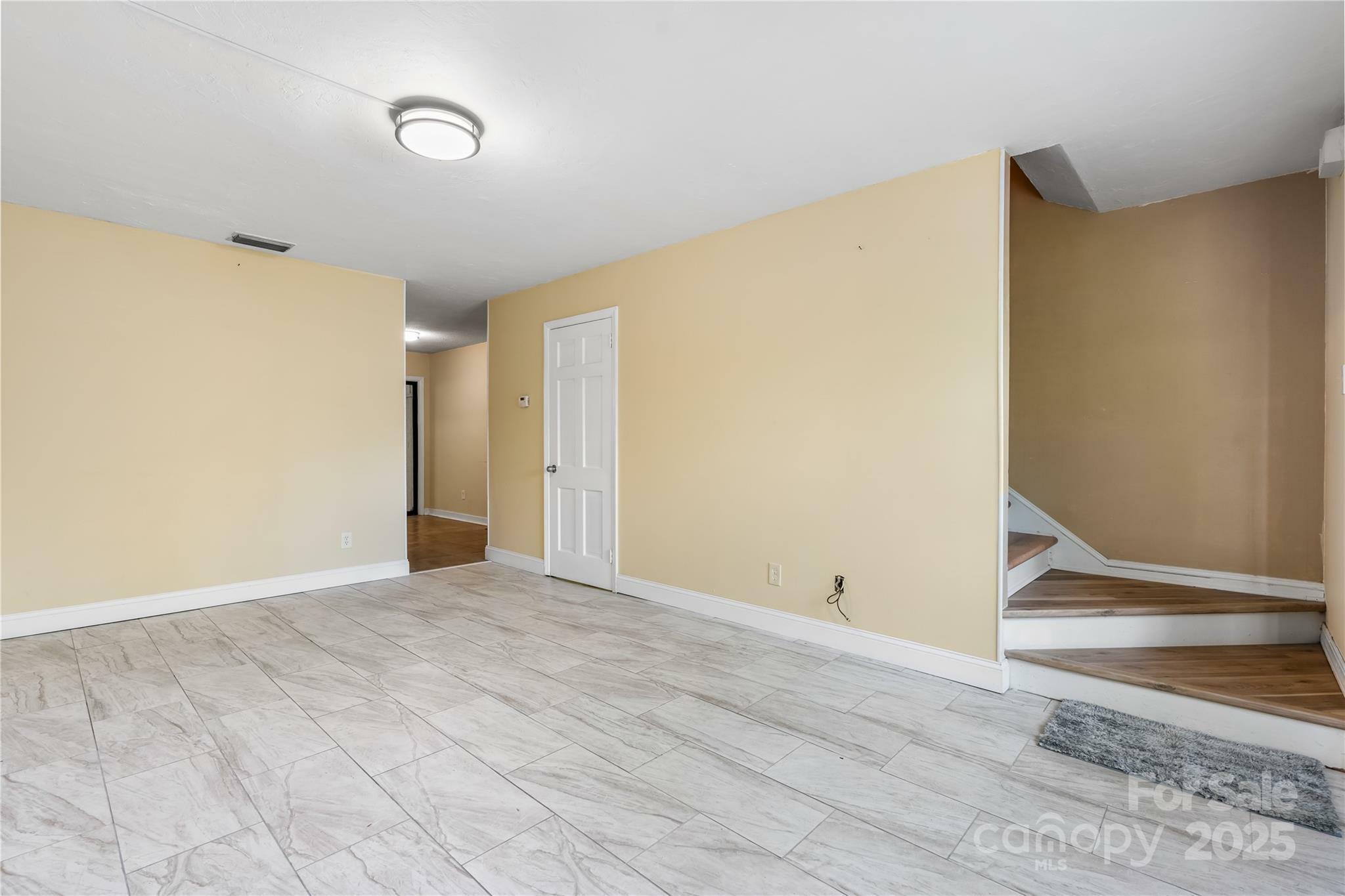 Property Photo: 160 17th Street Place NW NC 28601