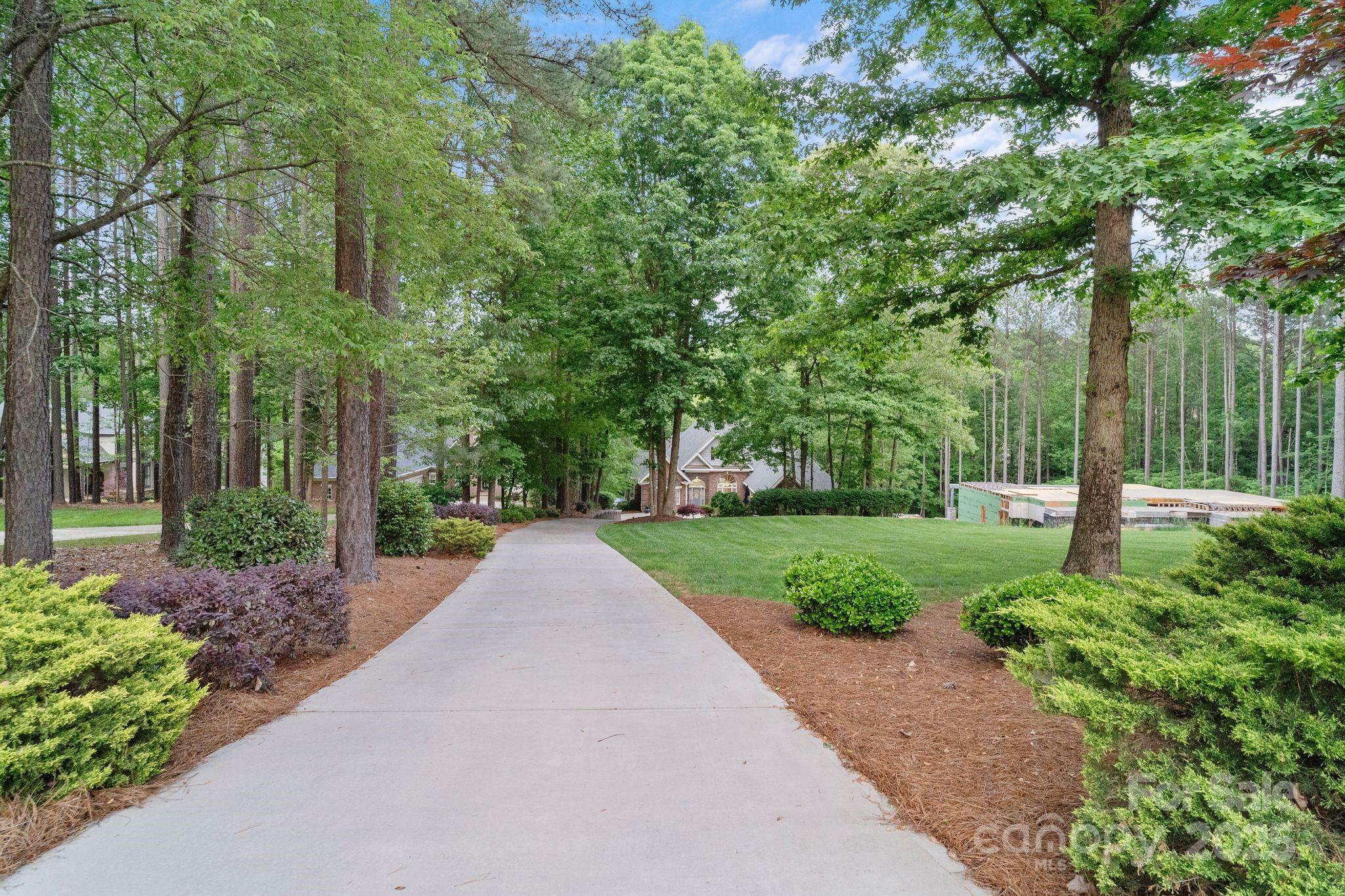 Property Photo: 2200 Capes Cove Drive NC 28673