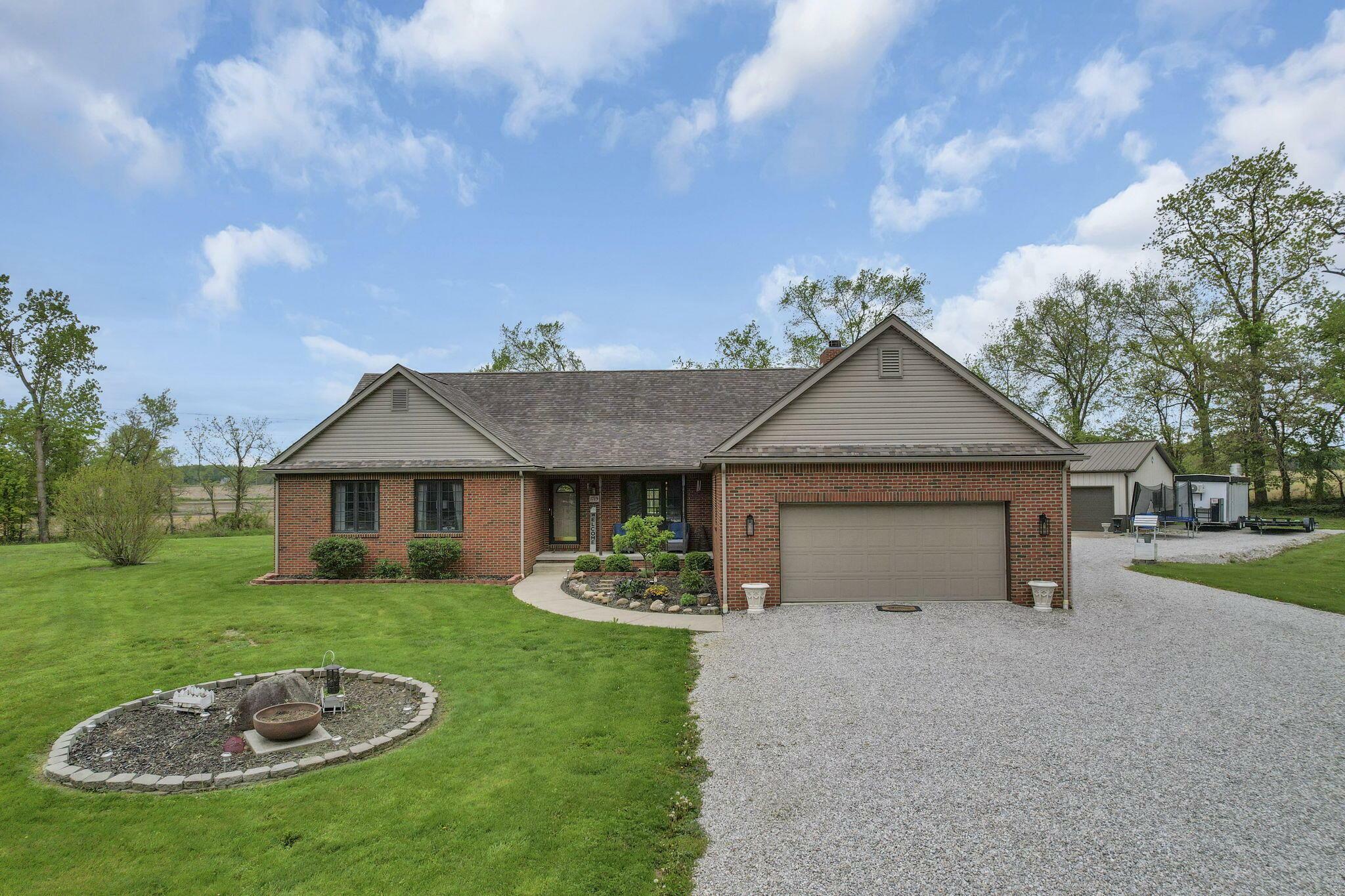 Property Photo: 1719 Marion NW Road OH 43080