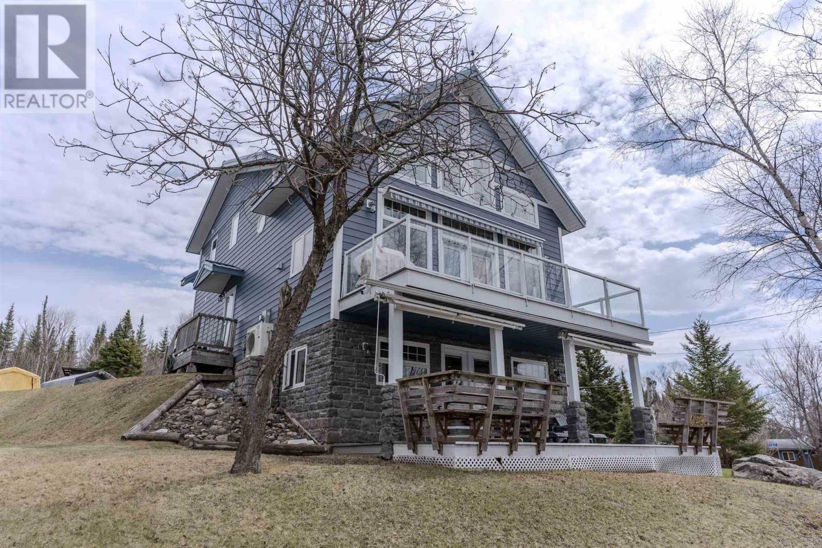 Property Photo: 706 East Green Bay Rd ON P7A 0H5