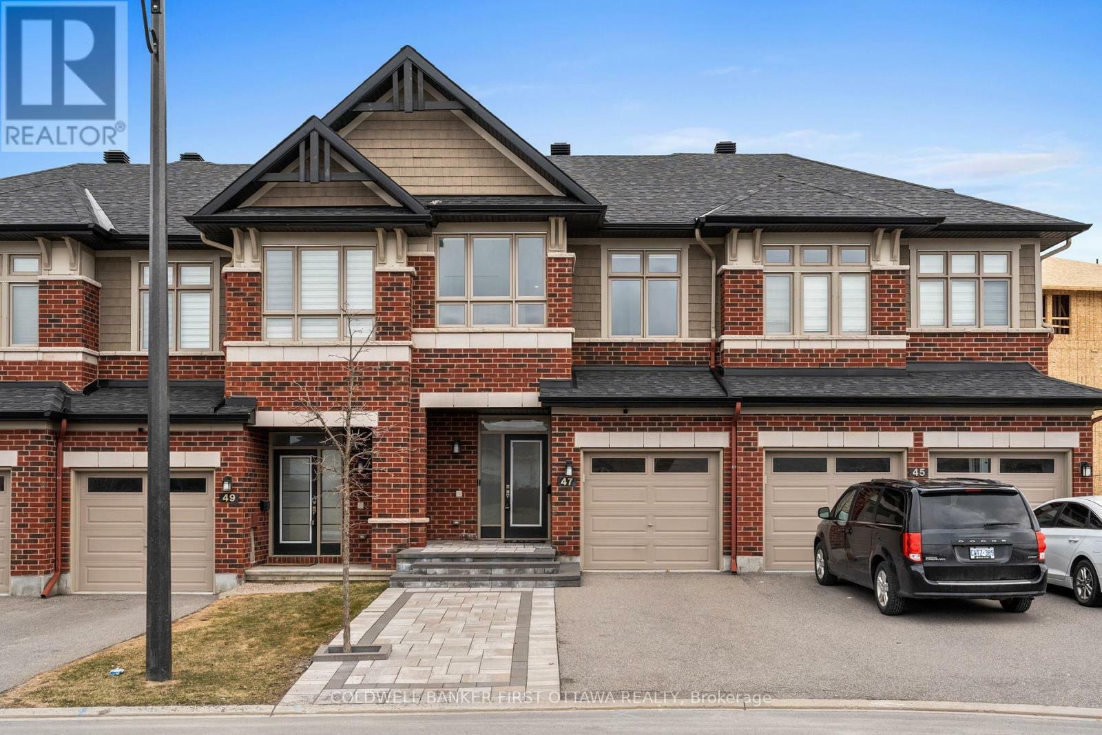 47 Salamander Way  Ottawa ON K1X 0E9 photo