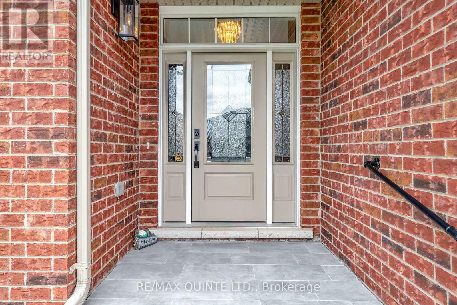Property Photo: 62 Hummingbird Drive ON K8N 0H7