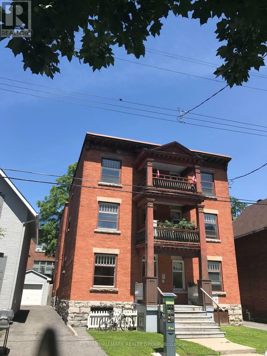 421 Lisgar Street 3  Ottawa ON K1R 5G9 photo