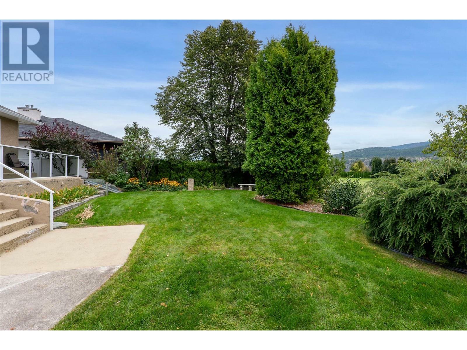 Property Photo: 3568 Navatanee Drive BC V2H 1T7