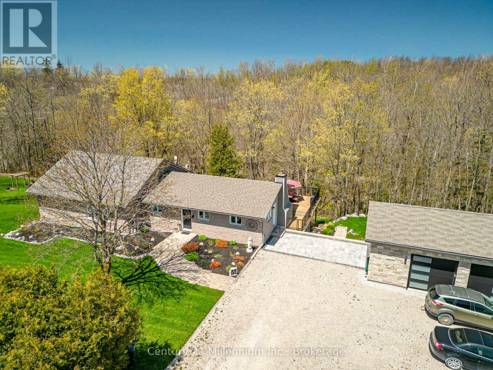 Photo de la propriété: 587285 9th Sideroad ON N0H 1J0