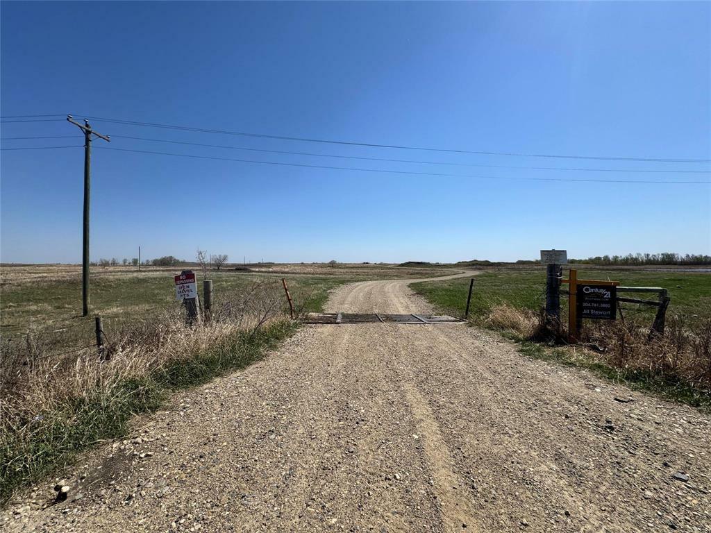 Property Photo:  38067 172 W Road Southwest  MB R0M 1X0 