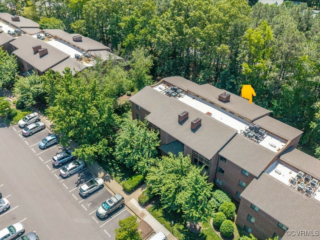 Property Photo: 2109 Turtle Creek Drive 11 VA 23233